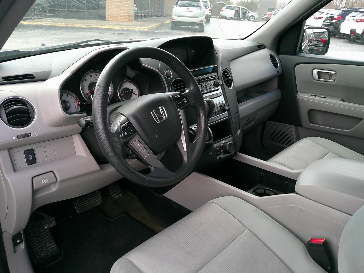 Honda Pilot 2WD 4dr SE 2015