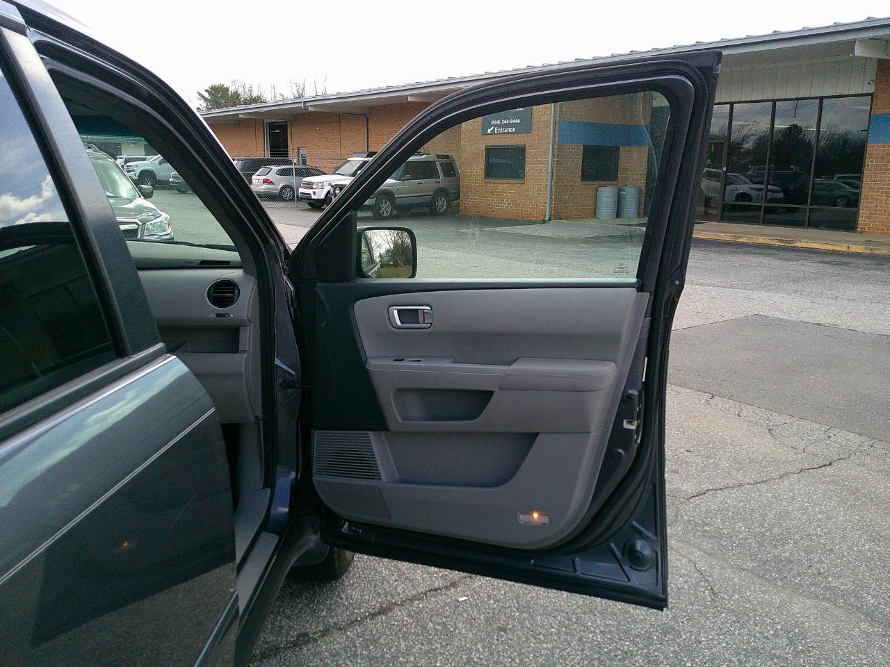 Honda Pilot 2WD 4dr SE 2015