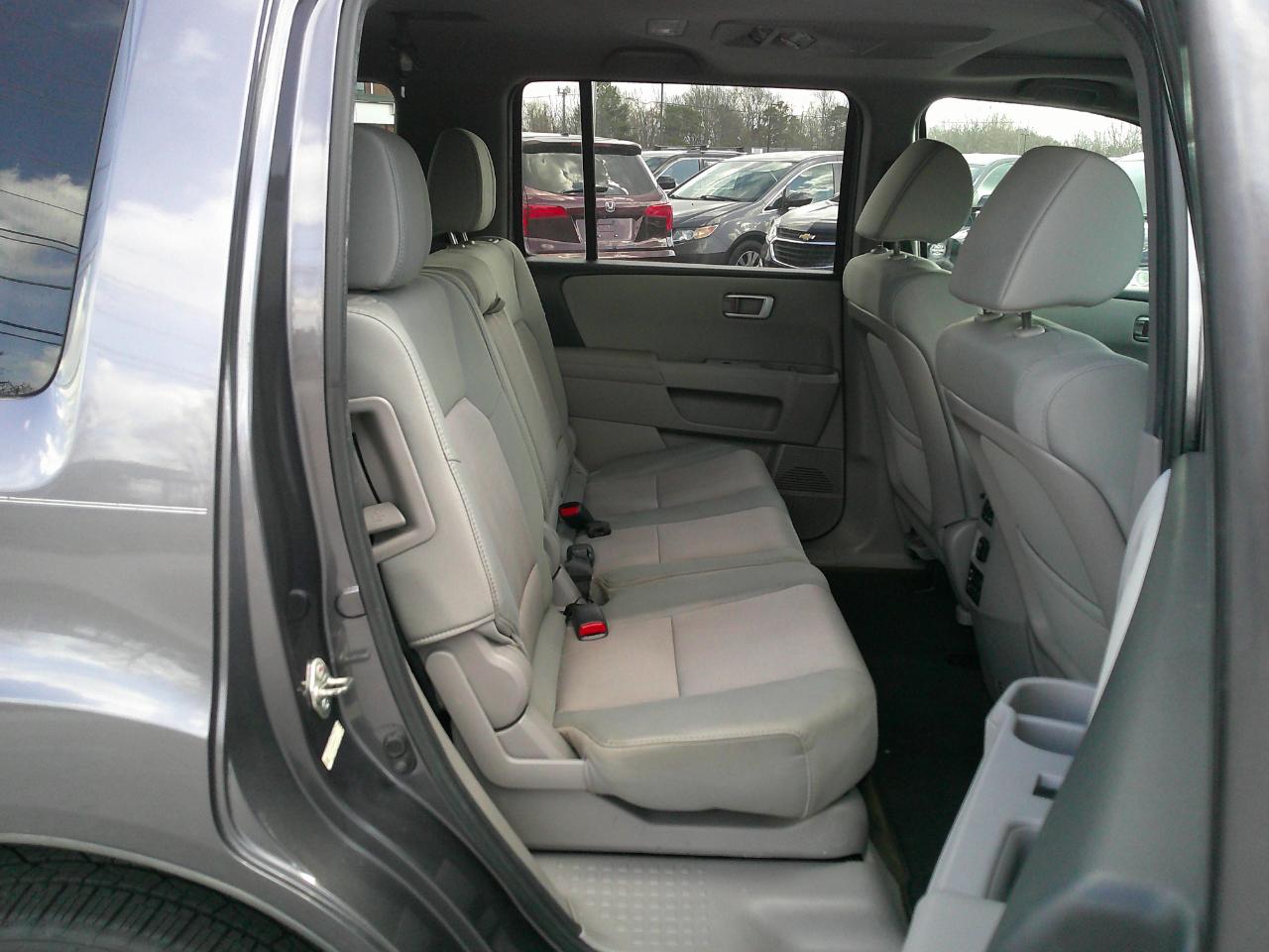 Honda Pilot 2WD 4dr SE 2015