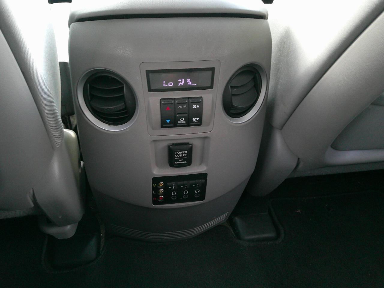 Honda Pilot 2WD 4dr SE 2015