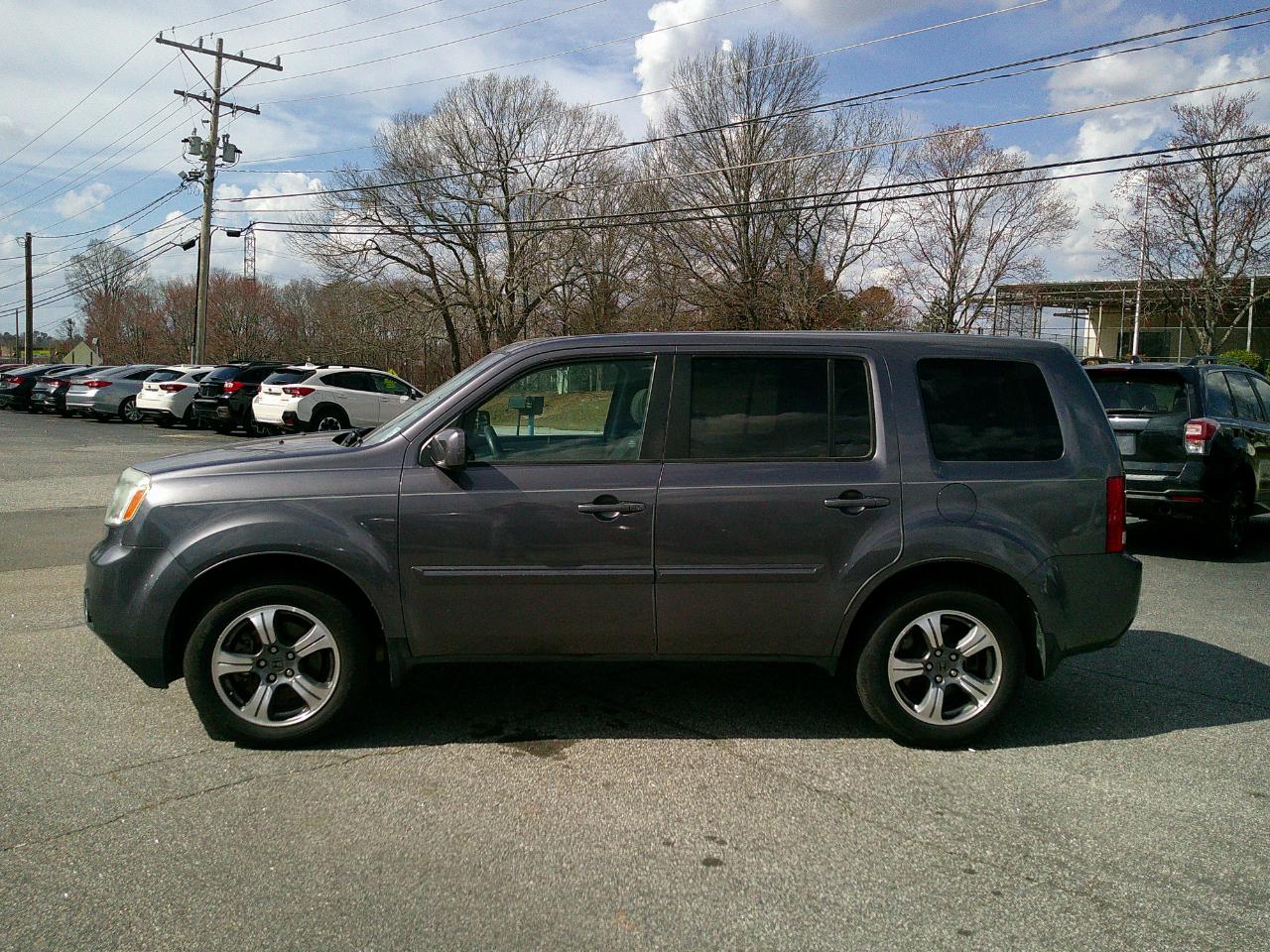Honda Pilot 2WD 4dr SE 2015