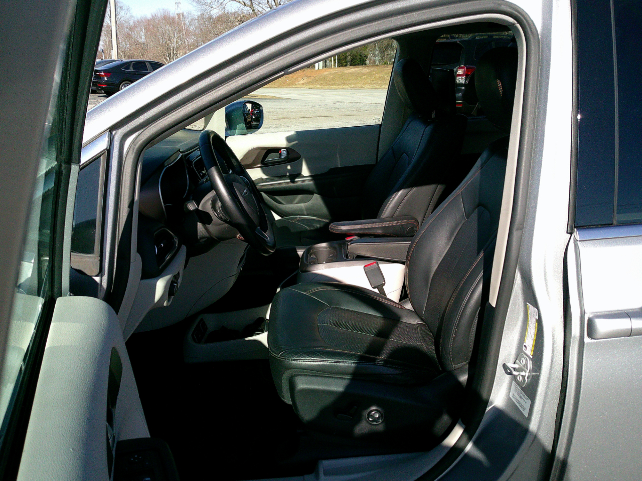 Chrysler Pacifica Touring-L Plus FWD 2017