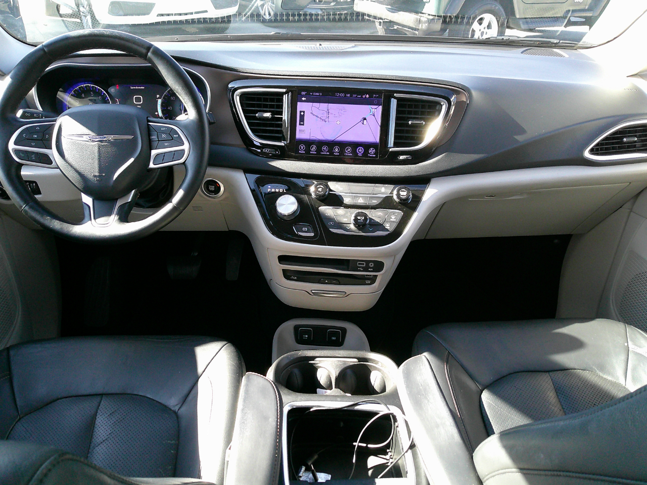 Chrysler Pacifica Touring-L Plus FWD 2017