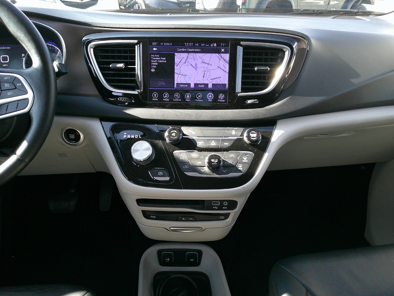 Chrysler Pacifica Touring-L Plus FWD 2017