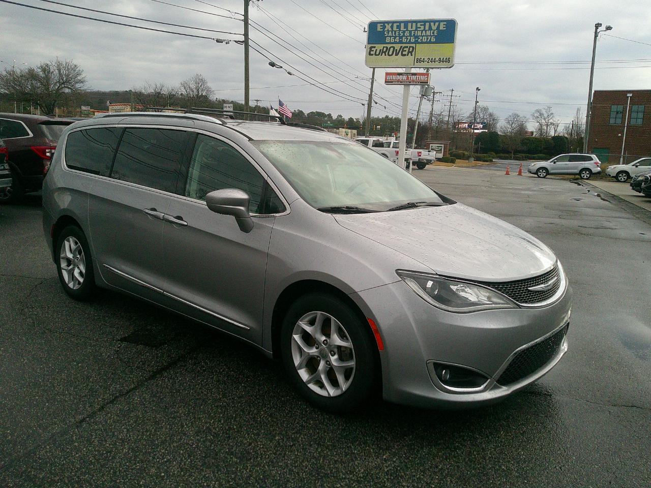 2017 Chrysler Pacifica Touring-L Plus FWD