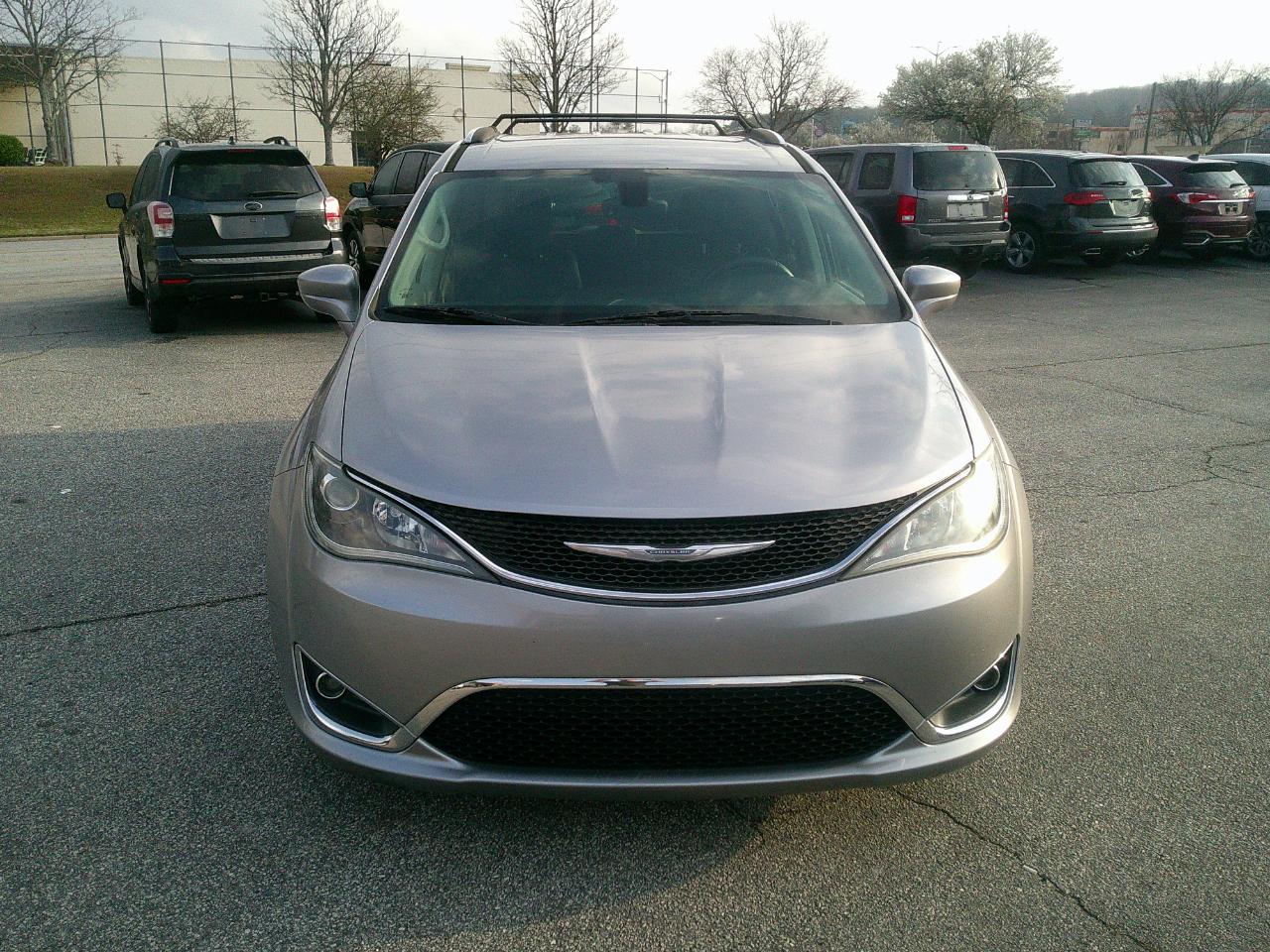 Chrysler Pacifica Touring-L Plus FWD 2017