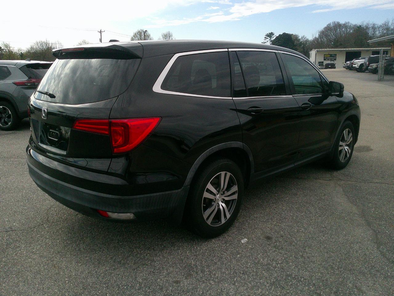 Honda Pilot EX 2WD 2017