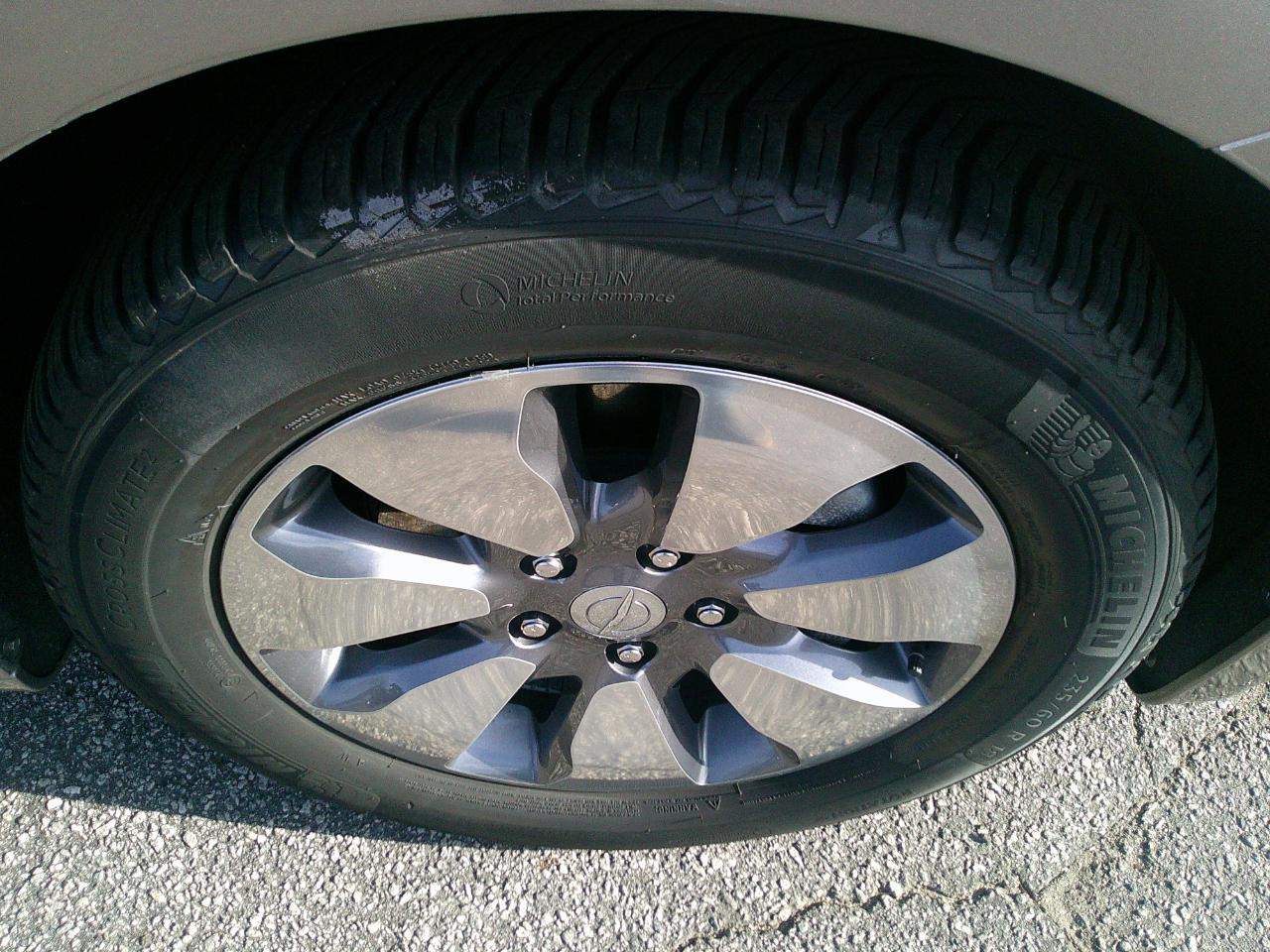 Chrysler Pacifica Hybrid Limited FWD 2018