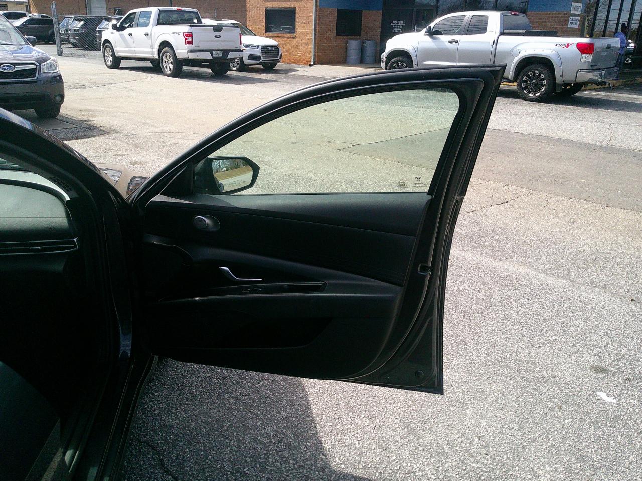 Hyundai Elantra SE IVT *Ltd Avail* 2021