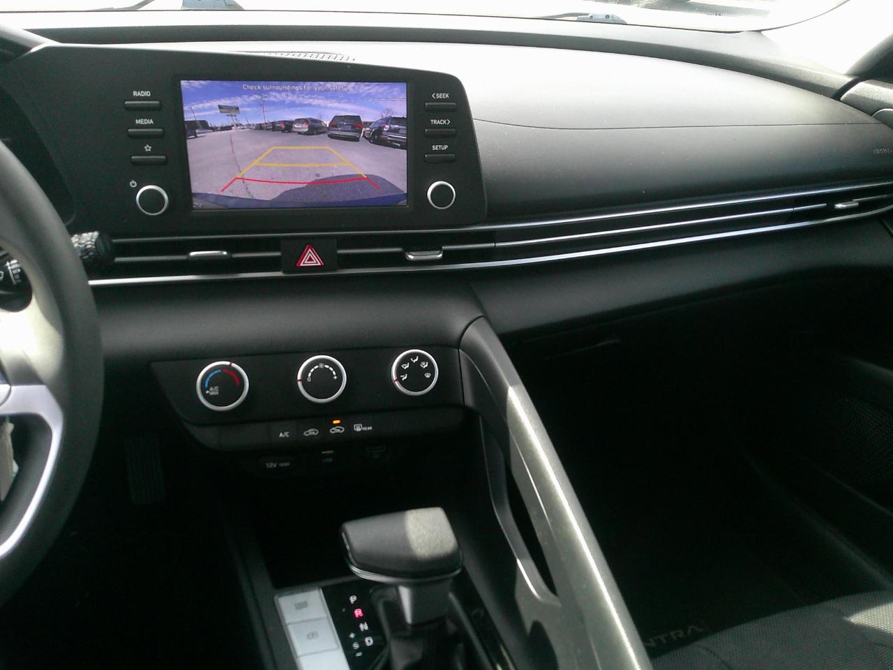 Hyundai Elantra SE IVT *Ltd Avail* 2021