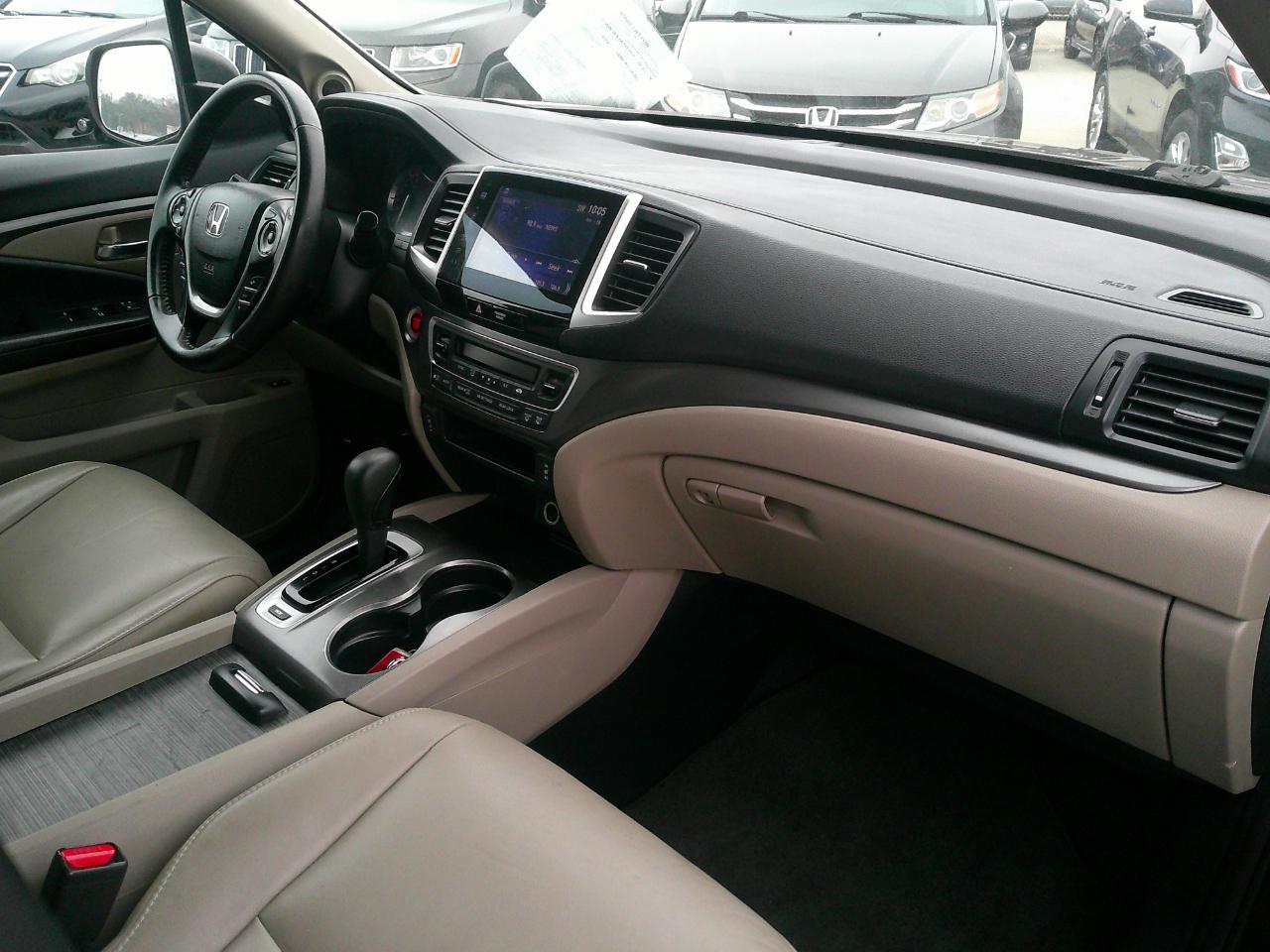 Honda Pilot 2WD 4dr EX-L 2016