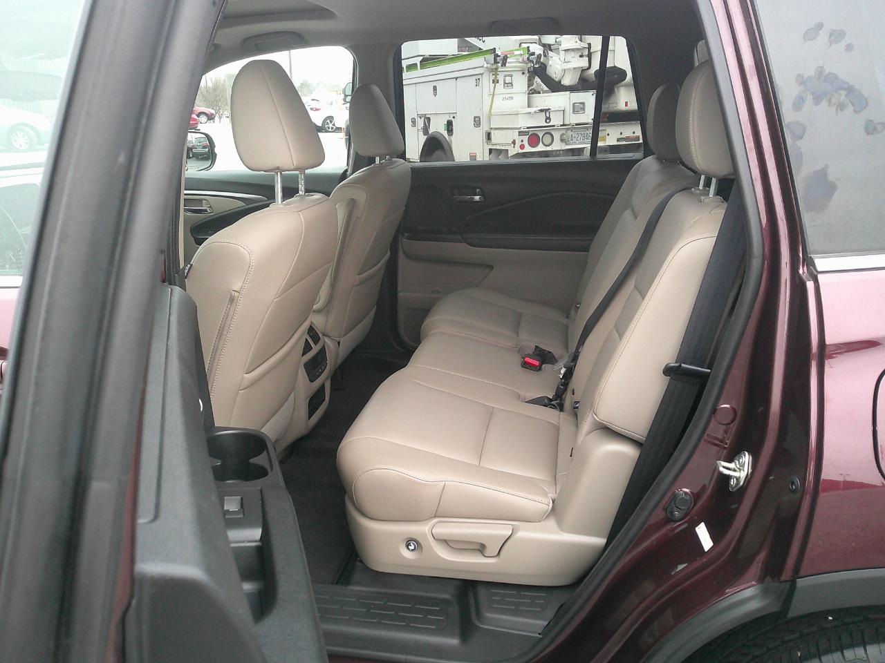 Honda Pilot 2WD 4dr EX-L 2016