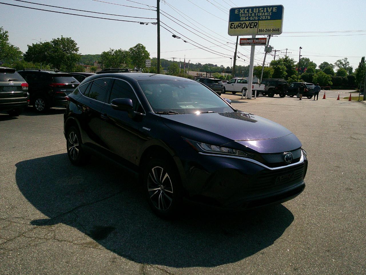2021 Toyota Venza Hybrid LE AWD (Natl)