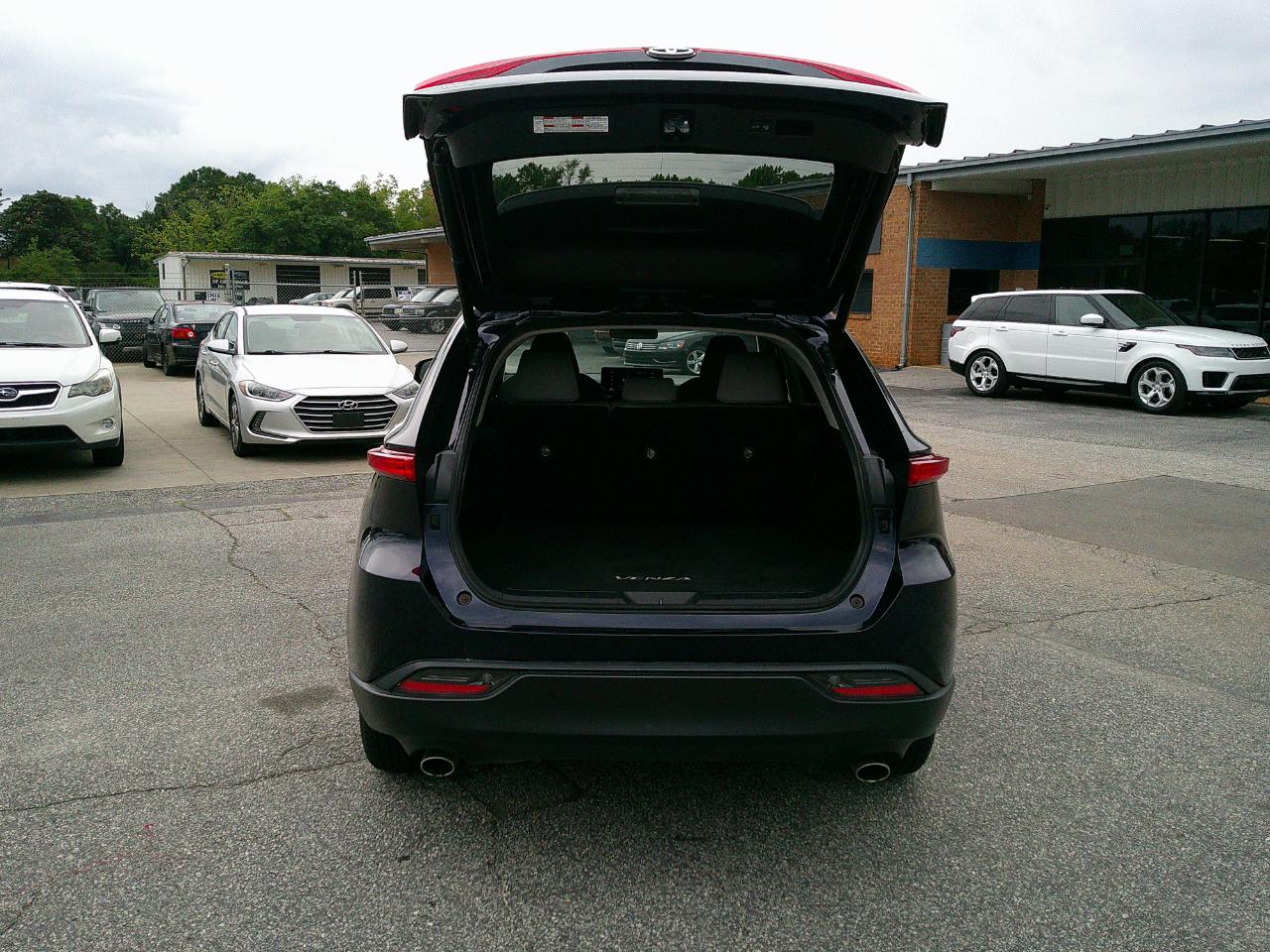 Toyota Venza  2021