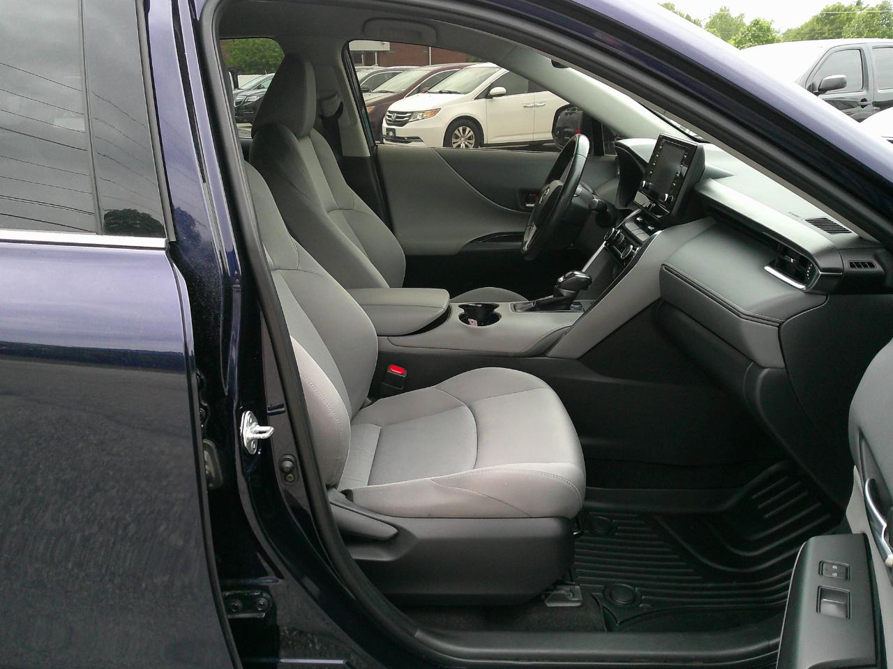 Toyota Venza  2021
