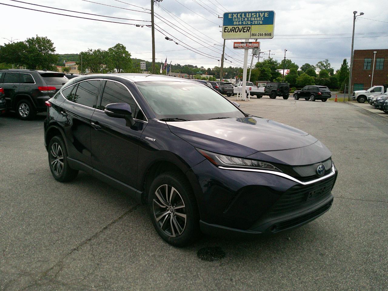 2021 Toyota Venza Hybrid LE AWD (Natl)