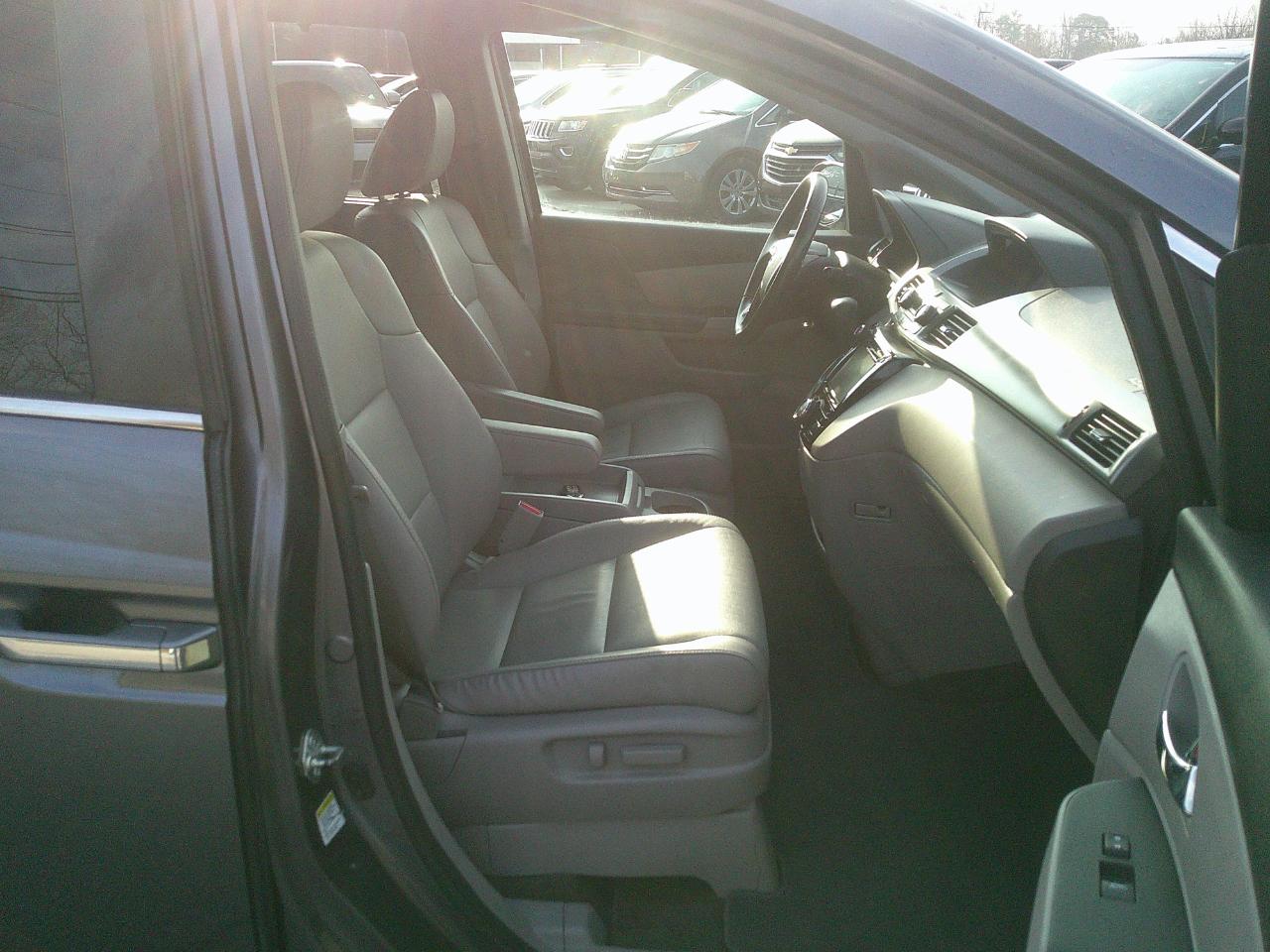 Honda Odyssey 5dr EX-L 2016