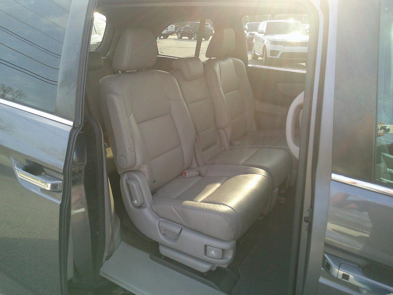 Honda Odyssey 5dr EX-L 2016