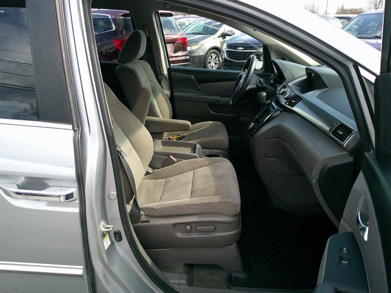 Honda Odyssey SE Auto 2017