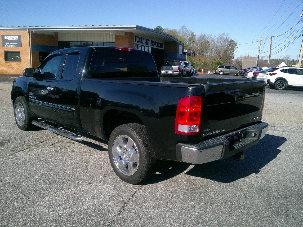 GMC Sierra 1500 2WD Ext Cab 143.5" SLE 2011