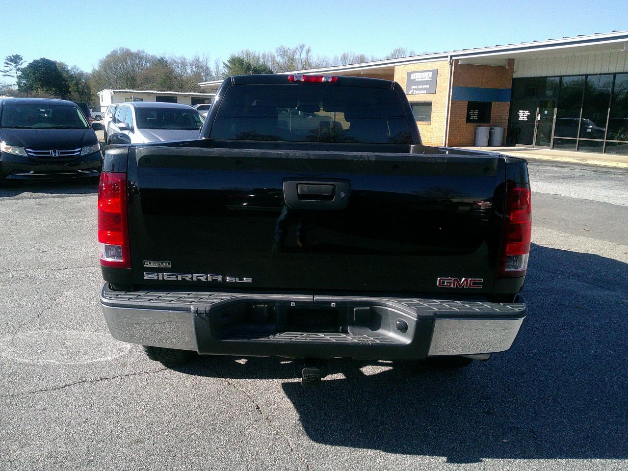 GMC Sierra 1500 2WD Ext Cab 143.5" SLE 2011
