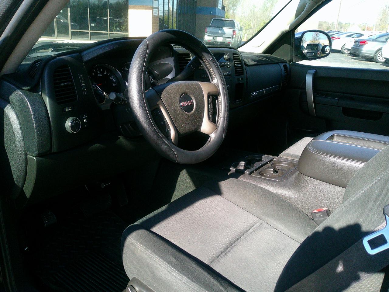 GMC Sierra 1500 2WD Ext Cab 143.5" SLE 2011