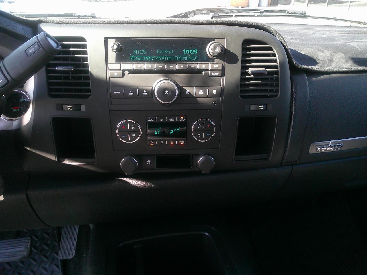 GMC Sierra 1500 2WD Ext Cab 143.5" SLE 2011