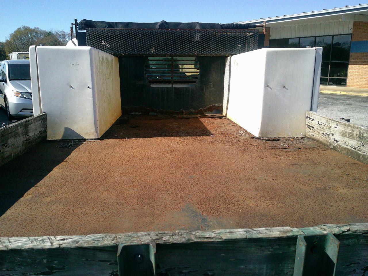 Ford Super Duty F-350 DRW 2WD Reg Cab 141" WB 60" CA XLT 2011