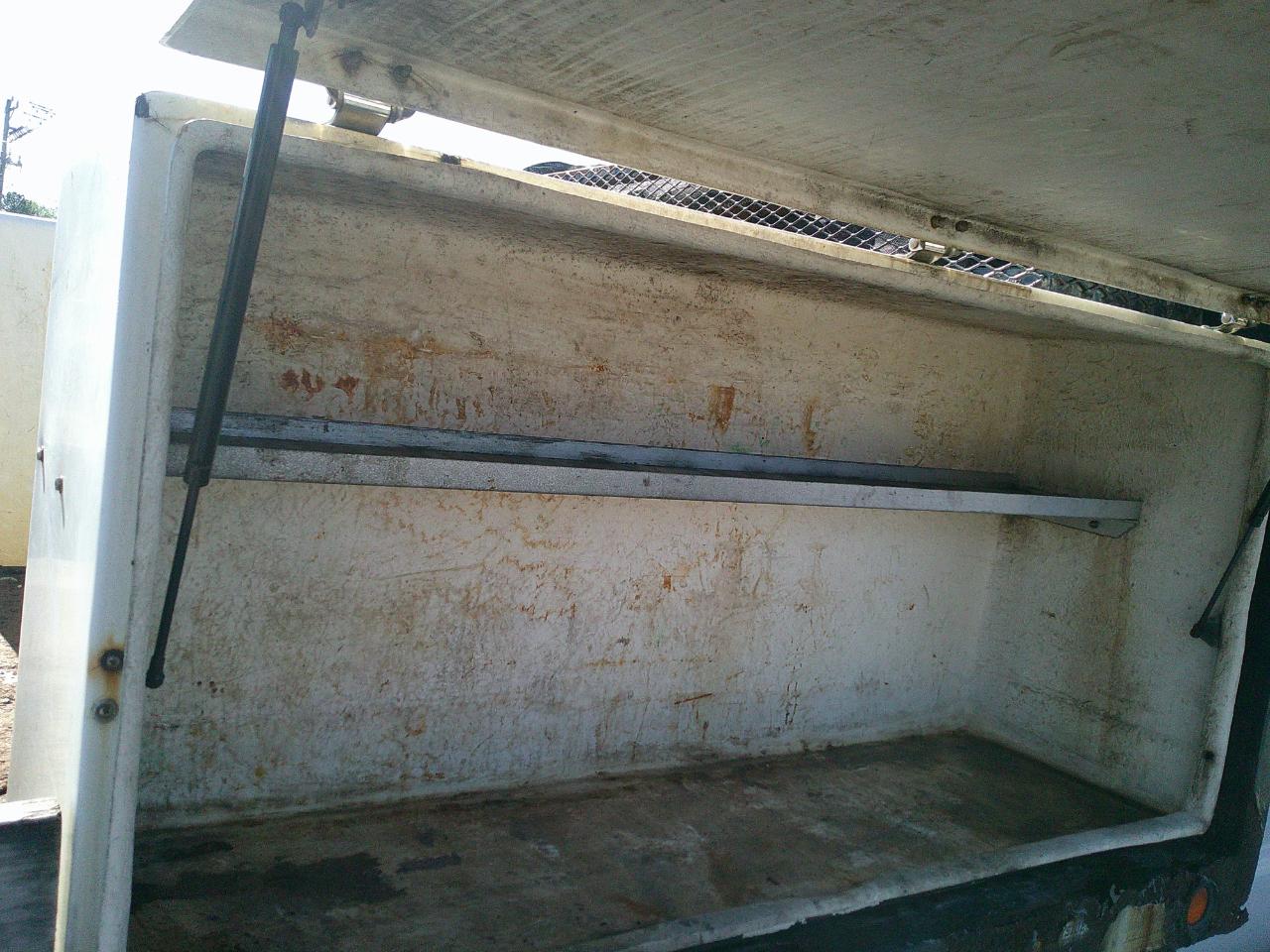 Ford Super Duty F-350 DRW 2WD Reg Cab 141" WB 60" CA XLT 2011