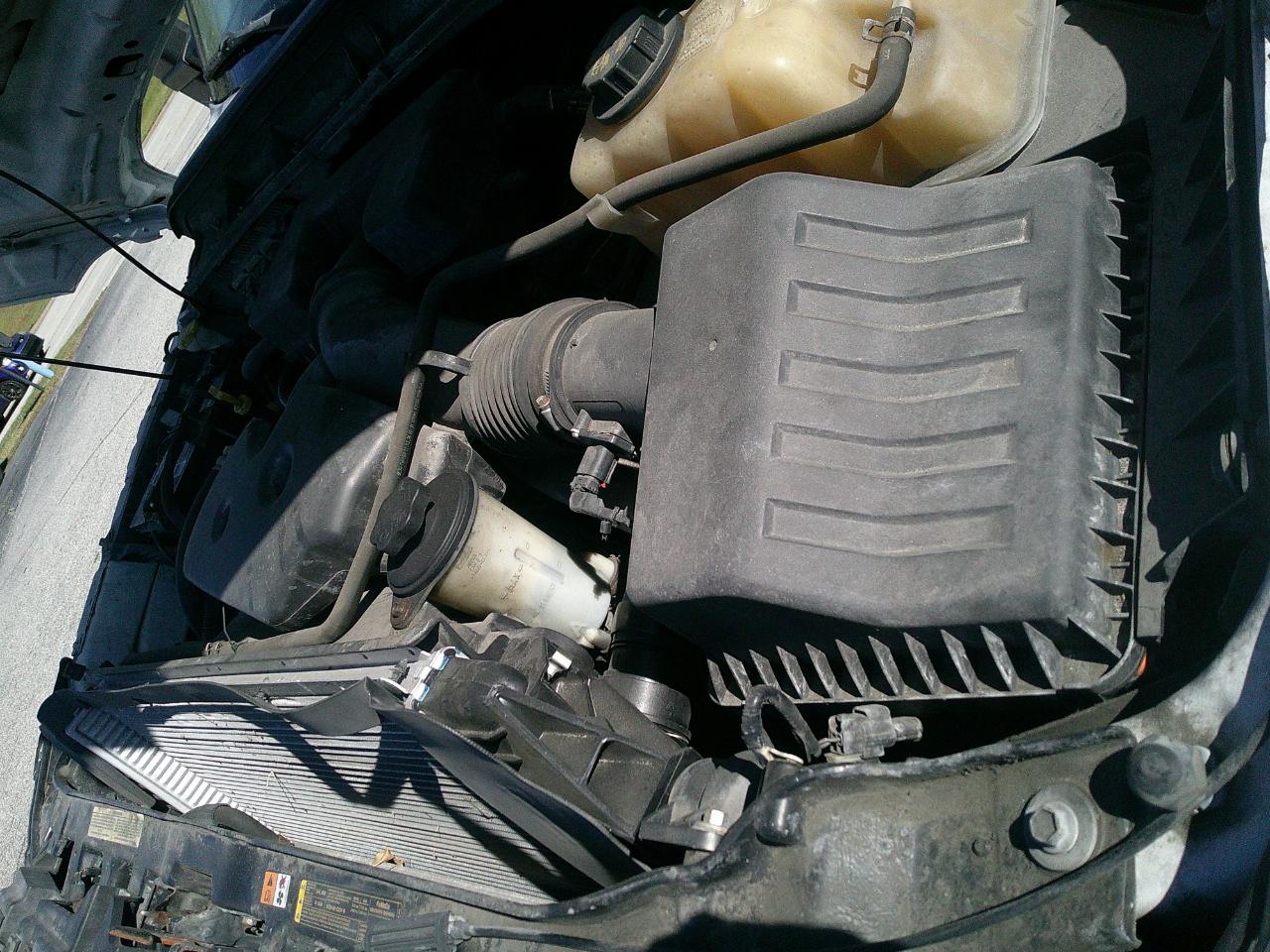 Ford Super Duty F-350 DRW 2WD Reg Cab 141" WB 60" CA XLT 2011