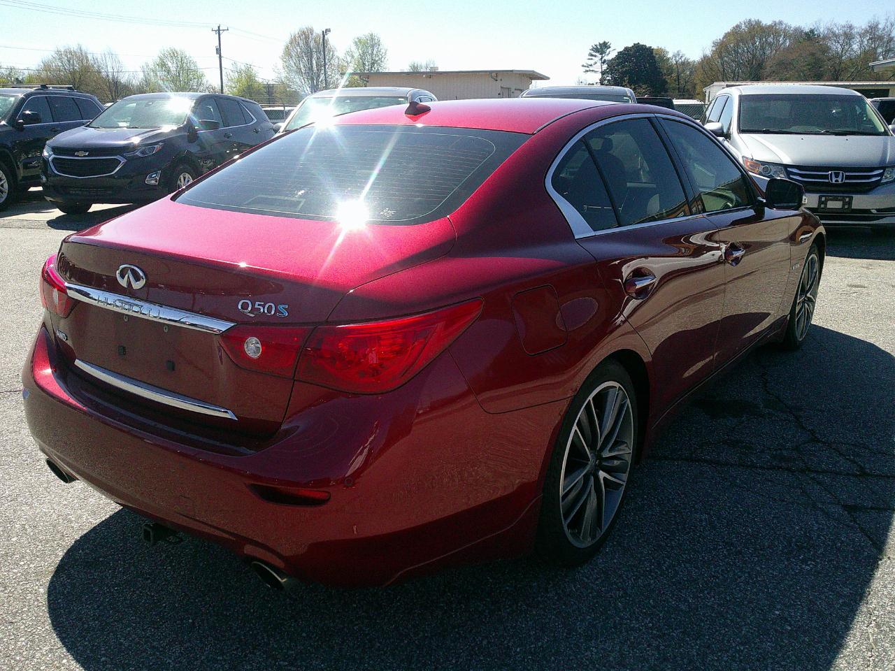 Infiniti Q50 4dr Sdn Hybrid Sport AWD 2014