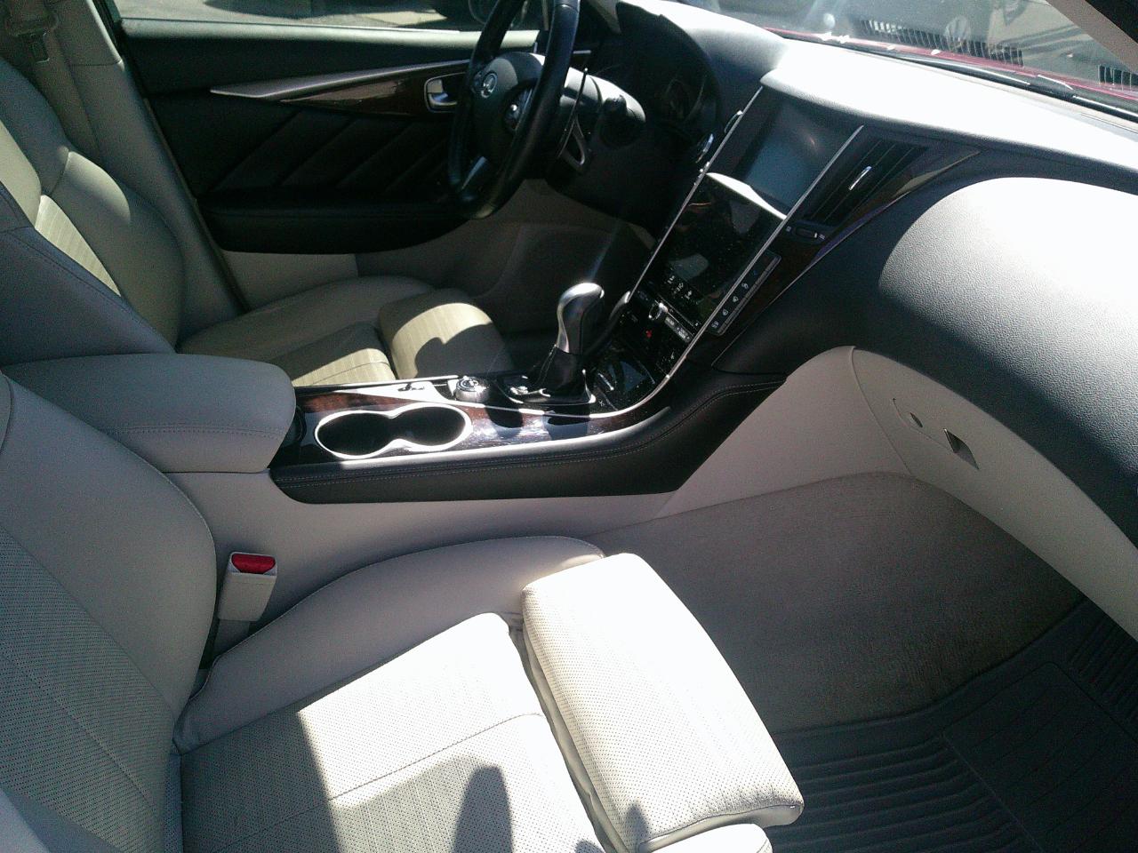 Infiniti Q50 4dr Sdn Hybrid Sport AWD 2014