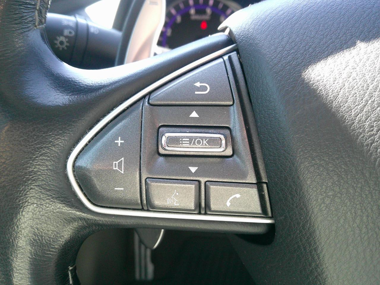 Infiniti Q50 4dr Sdn Hybrid Sport AWD 2014