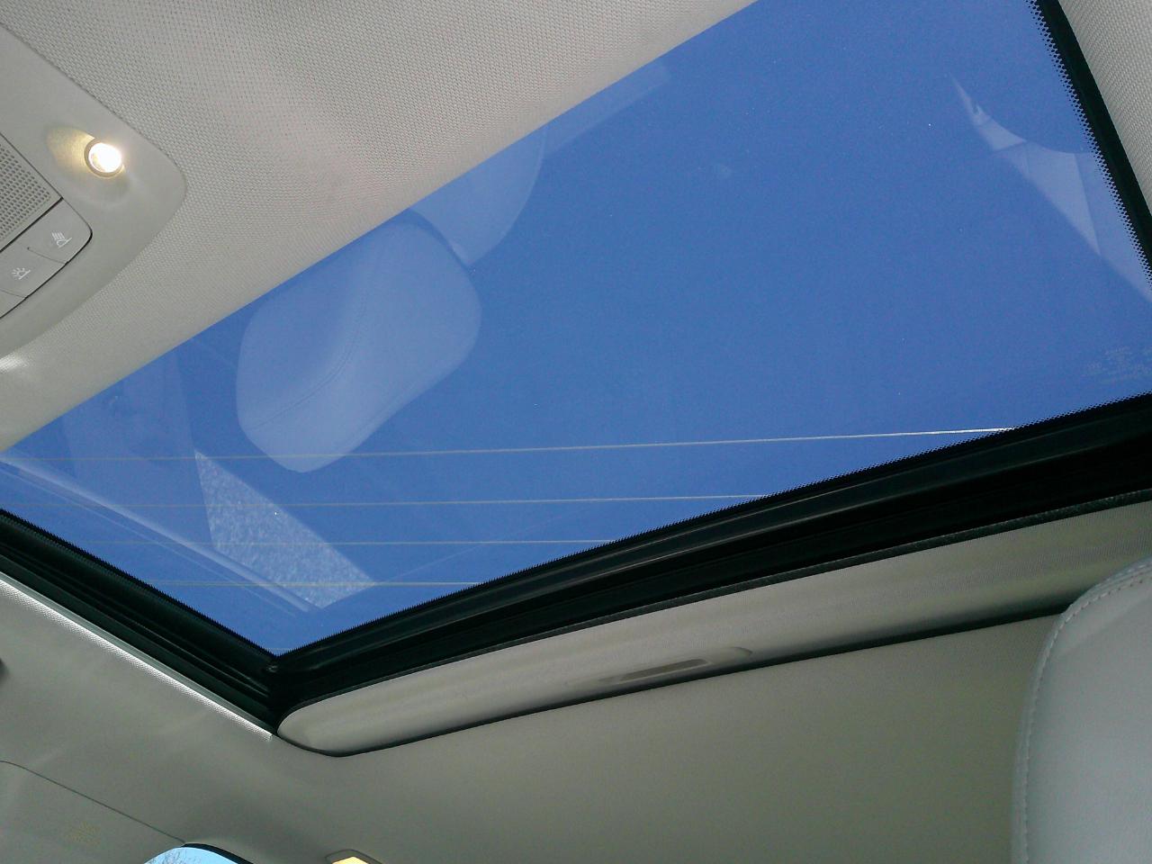 Infiniti Q50 4dr Sdn Hybrid Sport AWD 2014