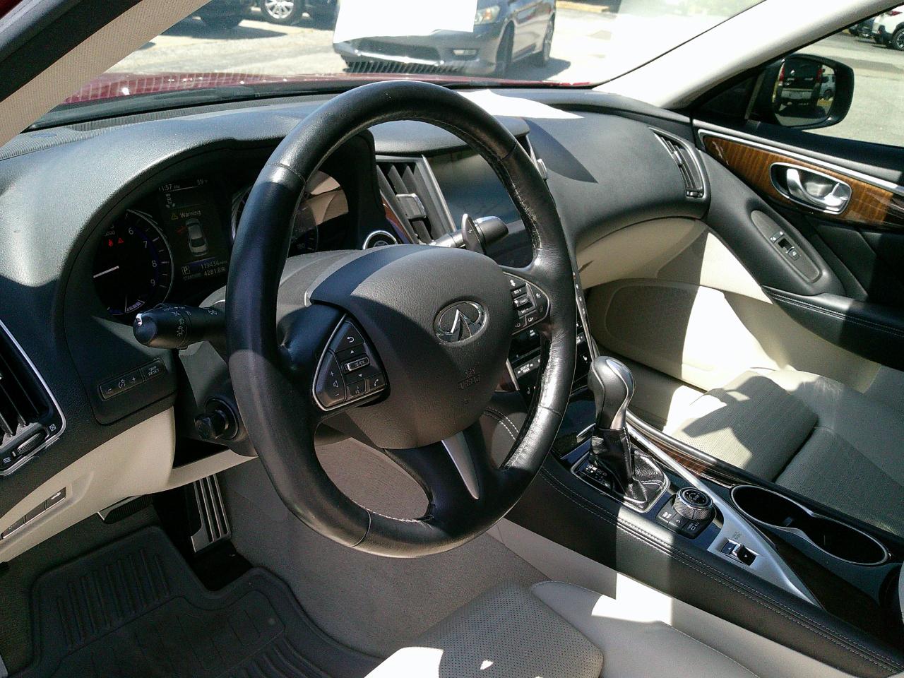 Infiniti Q50 4dr Sdn Hybrid Sport AWD 2014