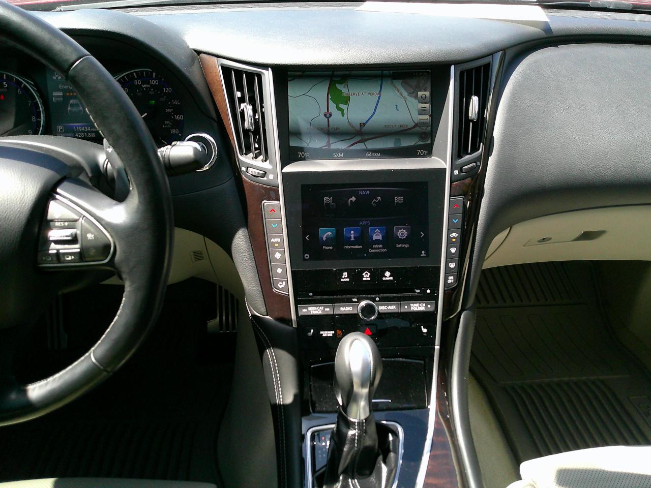 Infiniti Q50 4dr Sdn Hybrid Sport AWD 2014