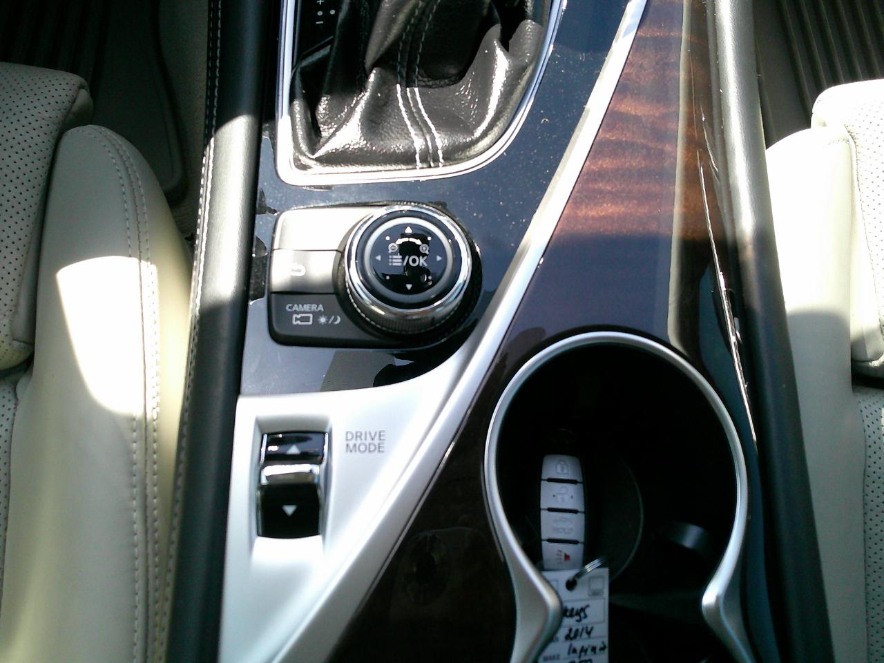 Infiniti Q50 4dr Sdn Hybrid Sport AWD 2014