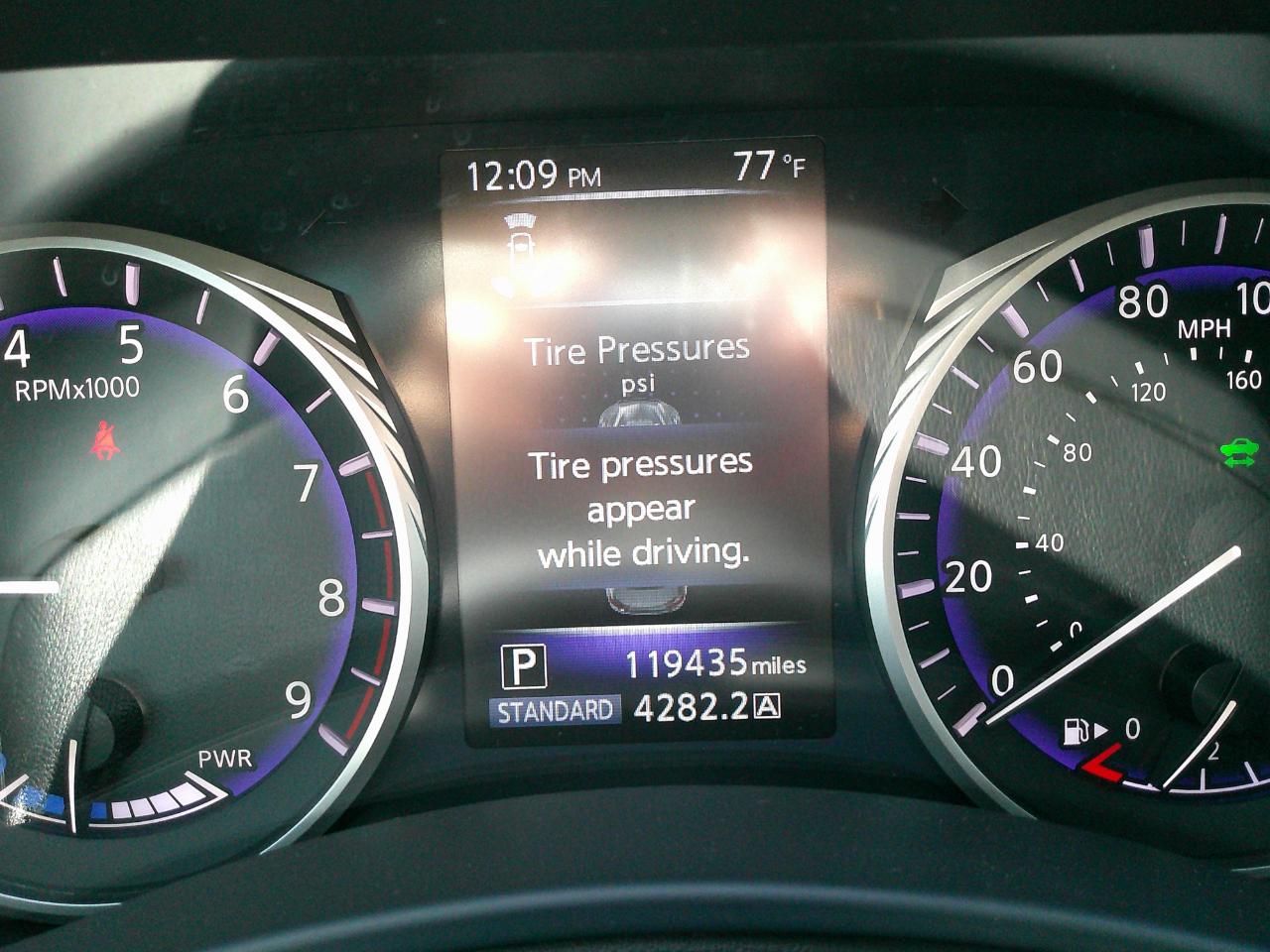 Infiniti Q50 4dr Sdn Hybrid Sport AWD 2014