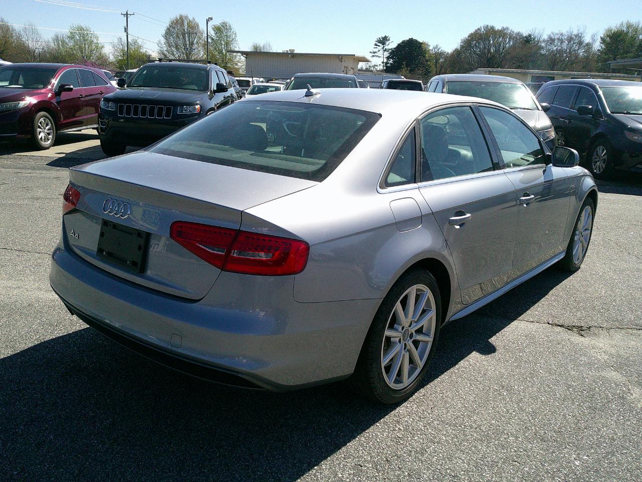 Audi A4 CVT FrontTrak 2.0T Premium 2016