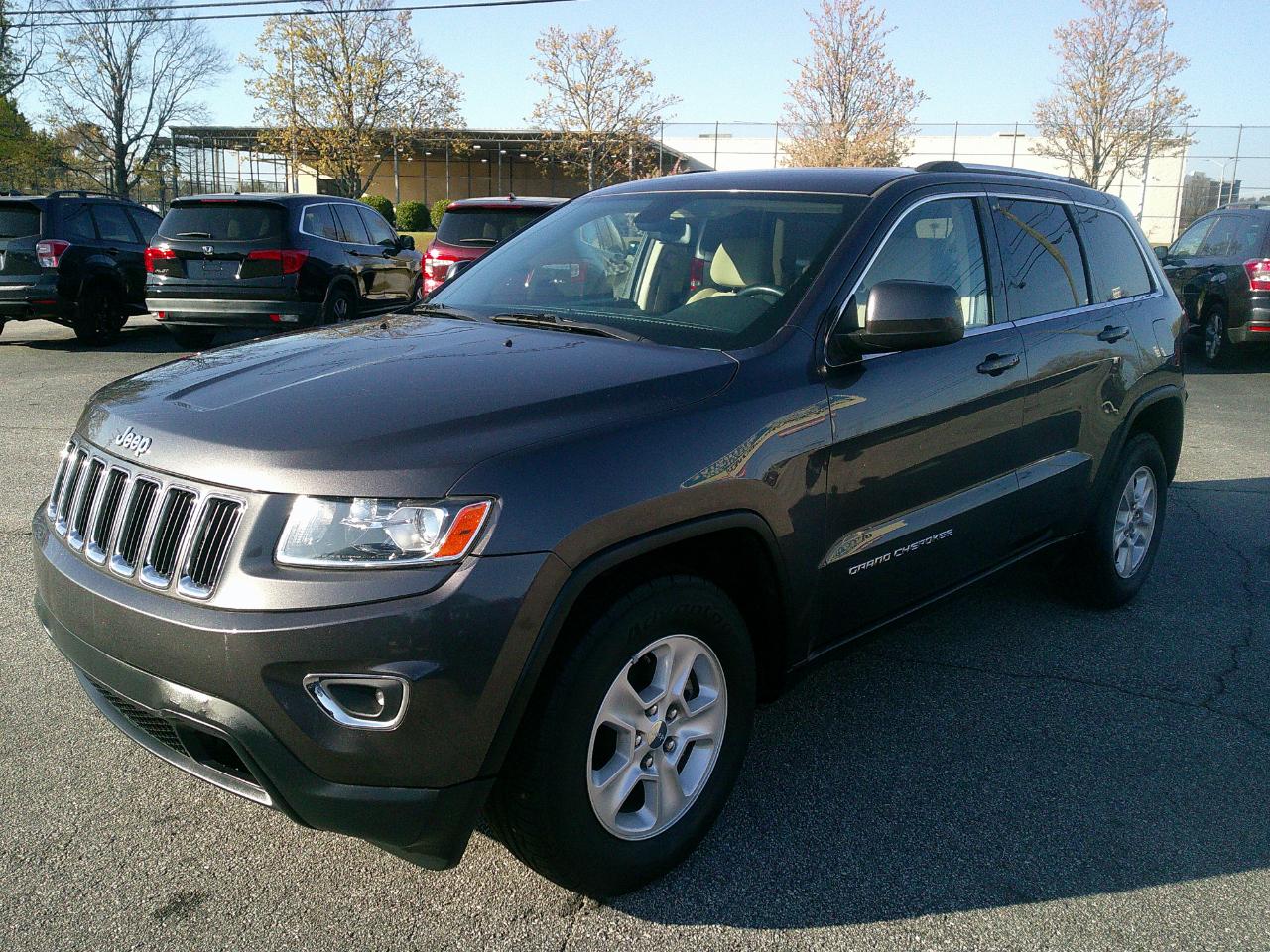 Jeep Grand Cherokee RWD 4dr Laredo 2015