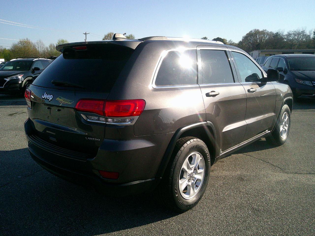 Jeep Grand Cherokee RWD 4dr Laredo 2015
