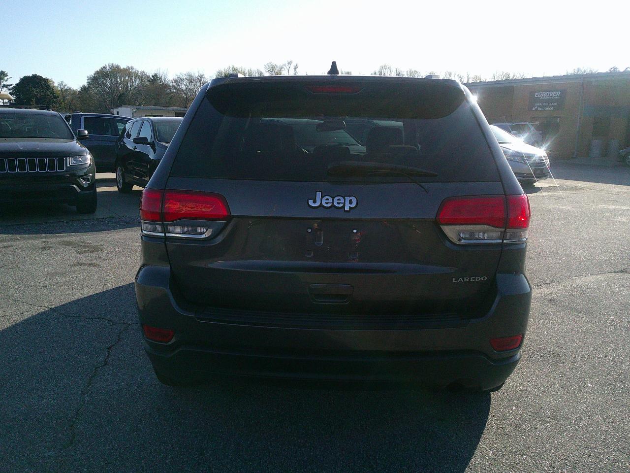 Jeep Grand Cherokee RWD 4dr Laredo 2015