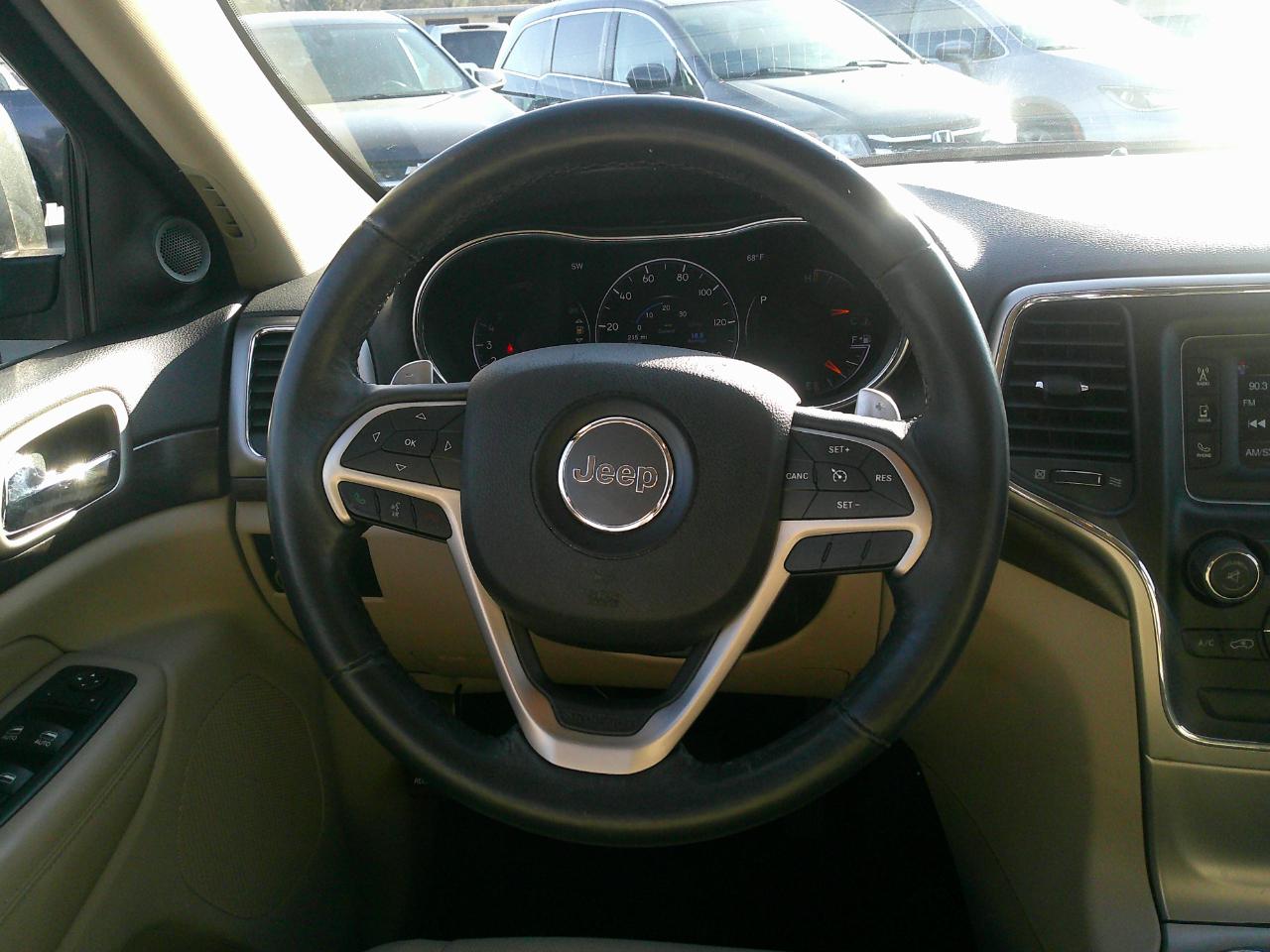 Jeep Grand Cherokee RWD 4dr Laredo 2015