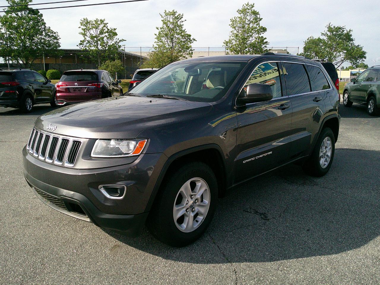 Jeep Grand Cherokee RWD 4dr Laredo 2015