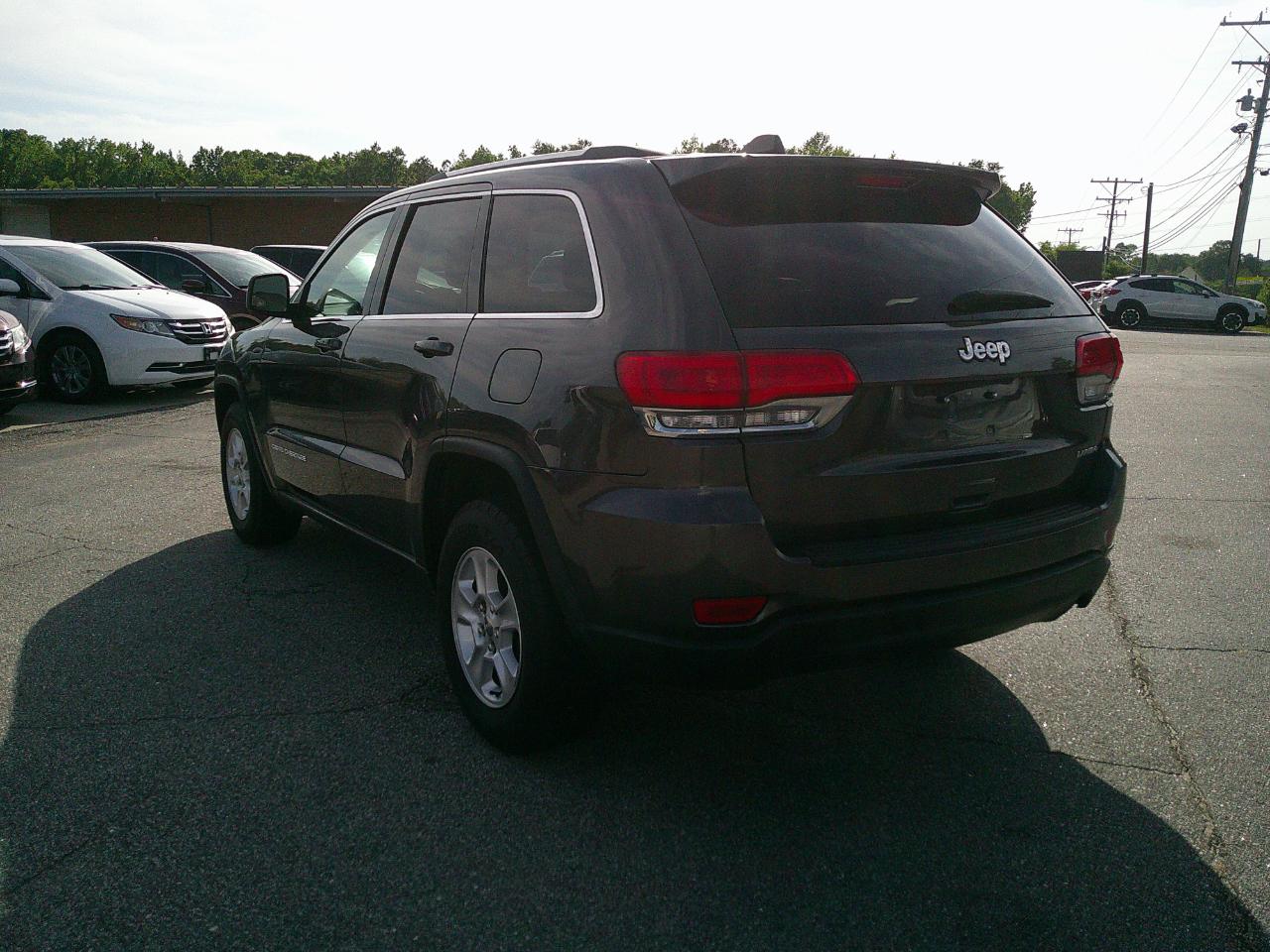 Jeep Grand Cherokee RWD 4dr Laredo 2015