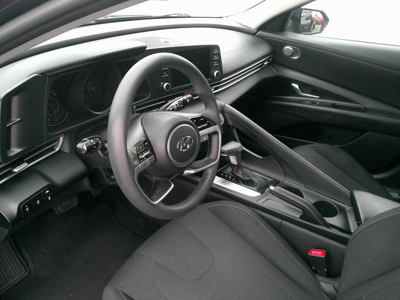 Hyundai Elantra SE IVT *Ltd Avail* 2021