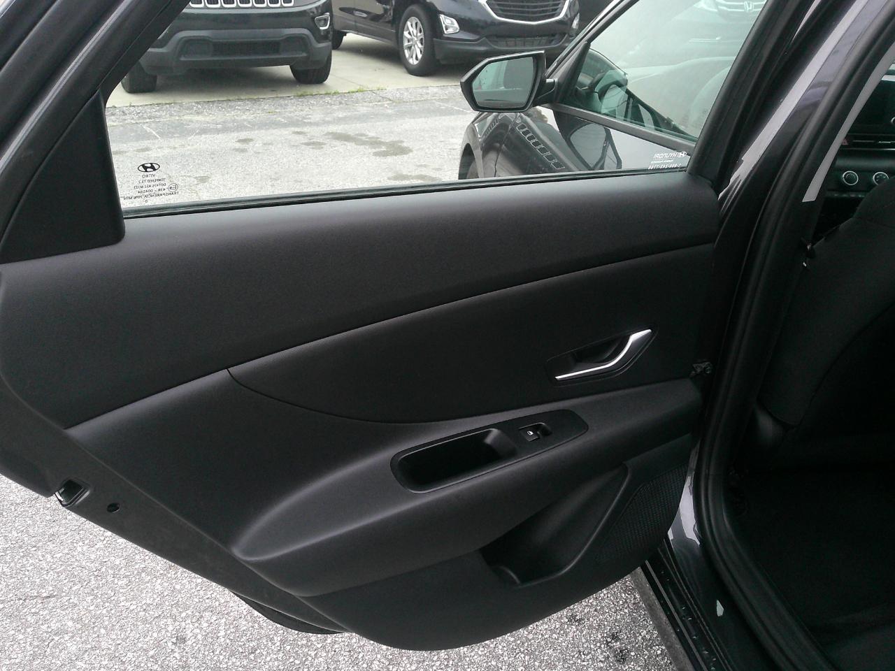 Hyundai Elantra SE IVT *Ltd Avail* 2021