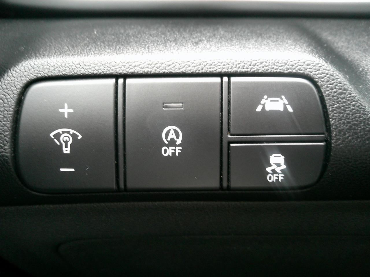 Hyundai Elantra SE IVT *Ltd Avail* 2021