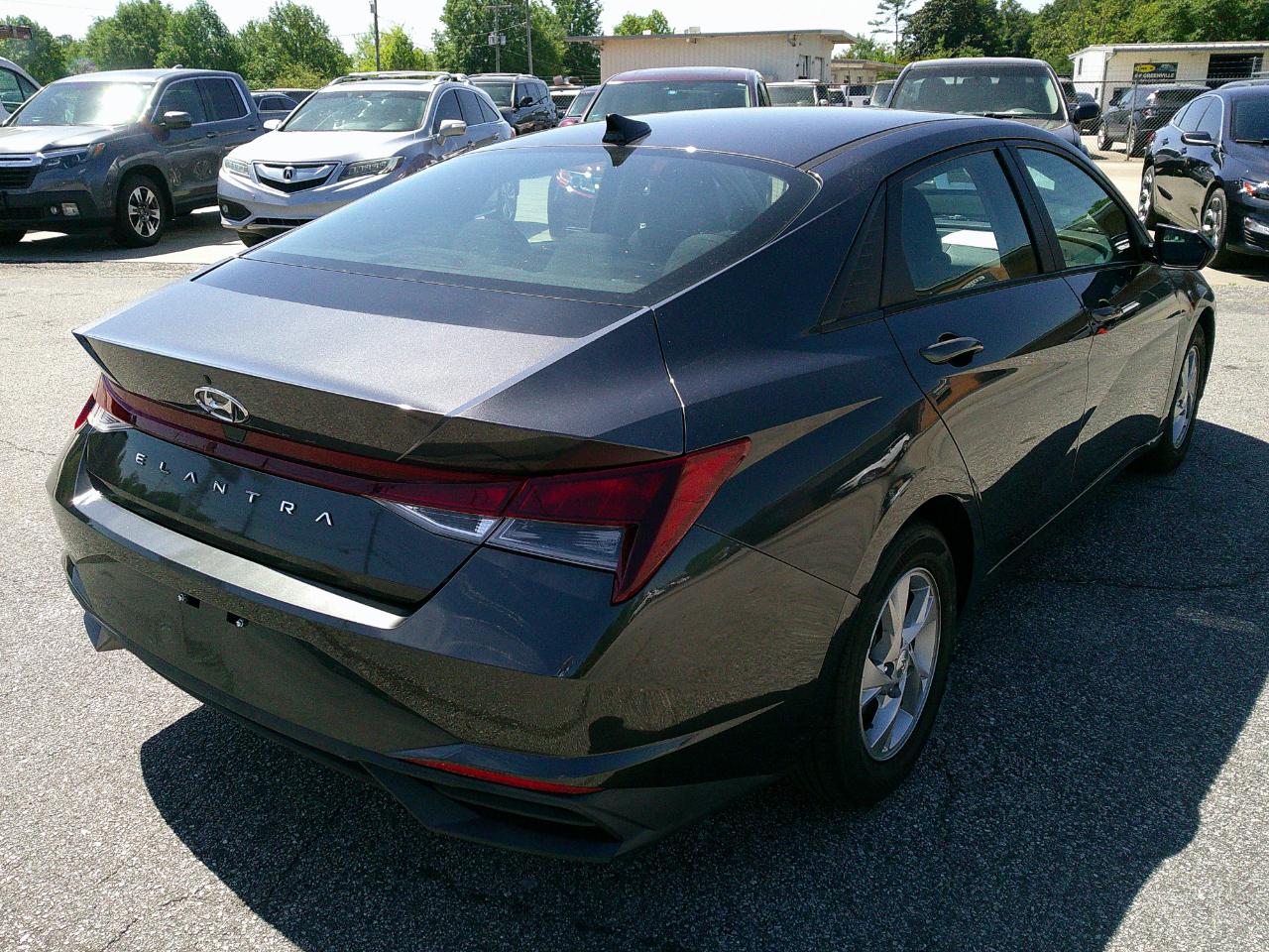 Hyundai Elantra SE IVT *Ltd Avail* 2021