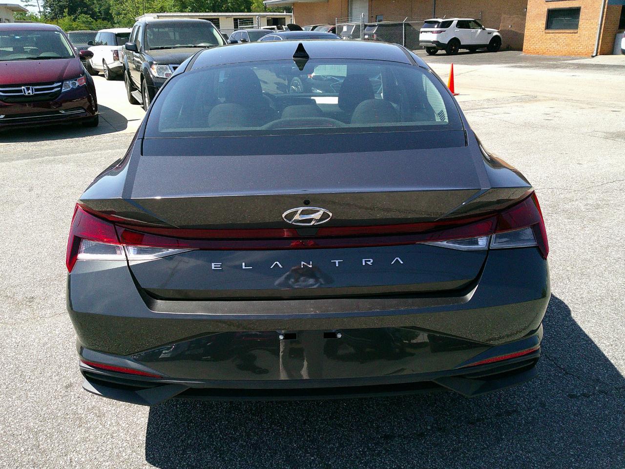Hyundai Elantra SE IVT *Ltd Avail* 2021